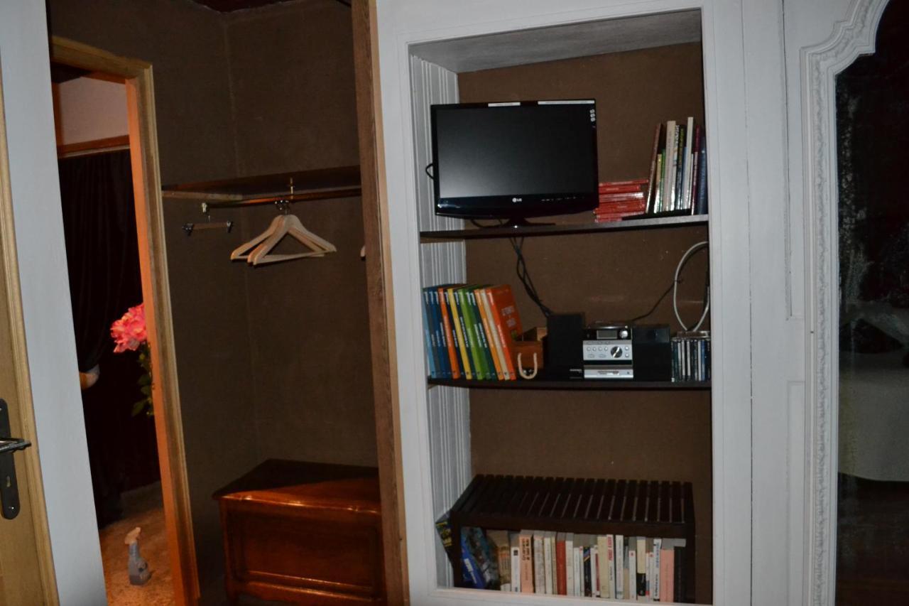 Bed And Breakfast "Le Moulin A Grains" Ménil-la-Horgne Room photo
